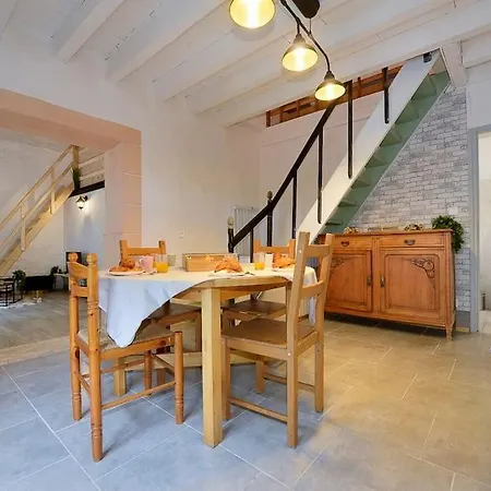 Le Clot, Charmante Propriete Holiday home