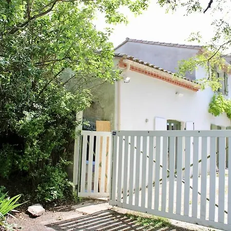 Le Clôt, Charmante Propriété Issel