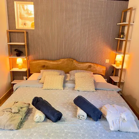 Le Clot, Charmante Propriete Holiday home